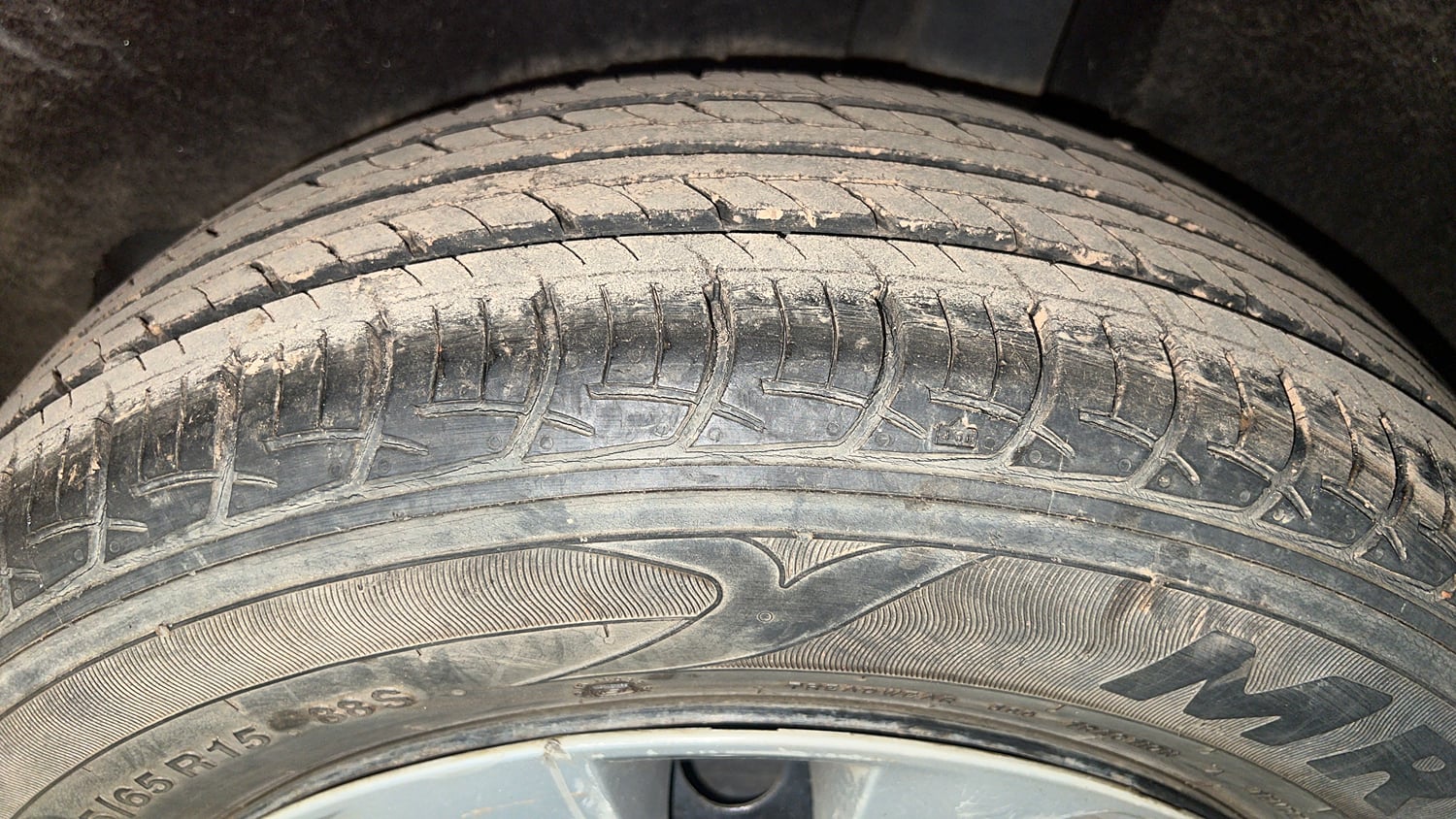 Used 2018 Maruti Suzuki Baleno Delta 1.2 Petrol Manual tyres LEFT REAR TYRE TREAD VIEW