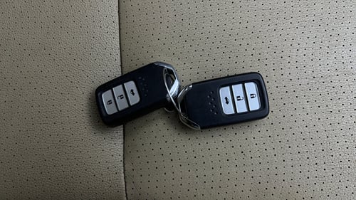 Used 2016 Honda City VX Petrol Manual extra CAR KEY VIEW