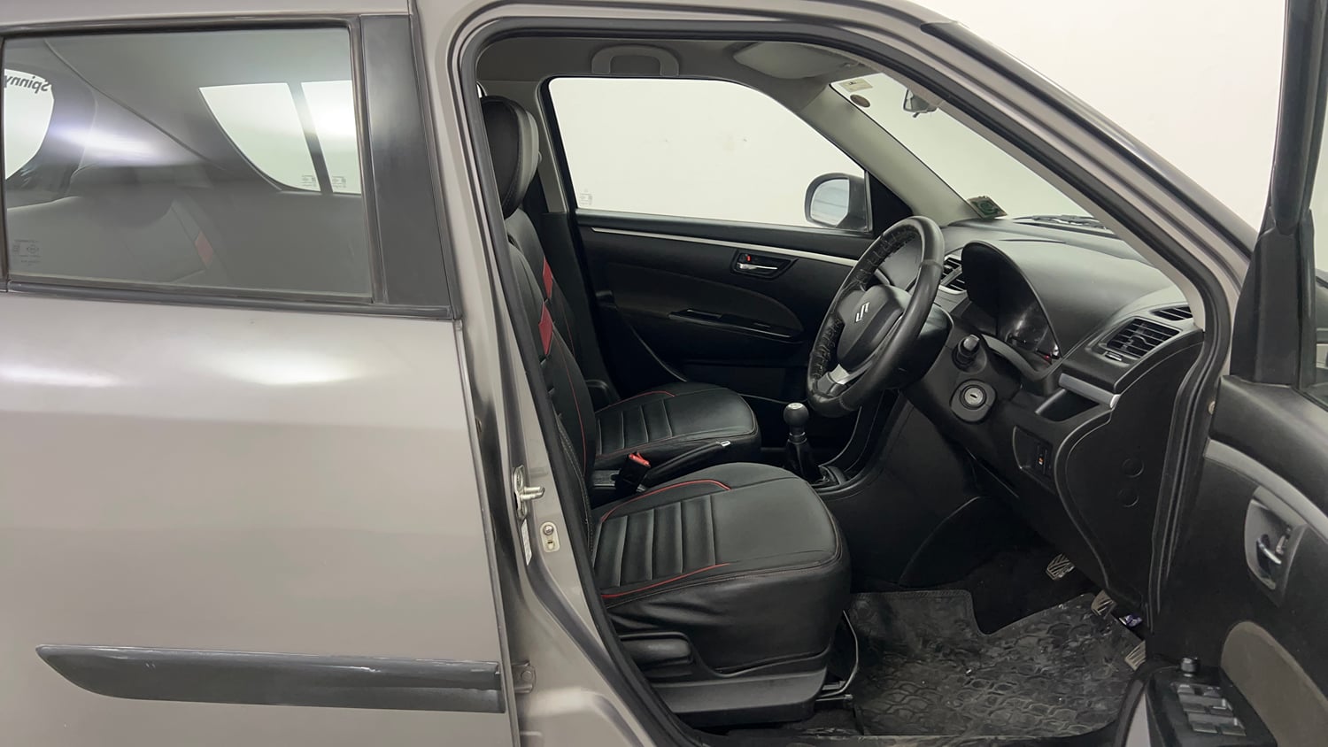 Used 2014 Maruti Suzuki Swift VXi Petrol Manual interior RIGHT SIDE FRONT DOOR CABIN VIEW