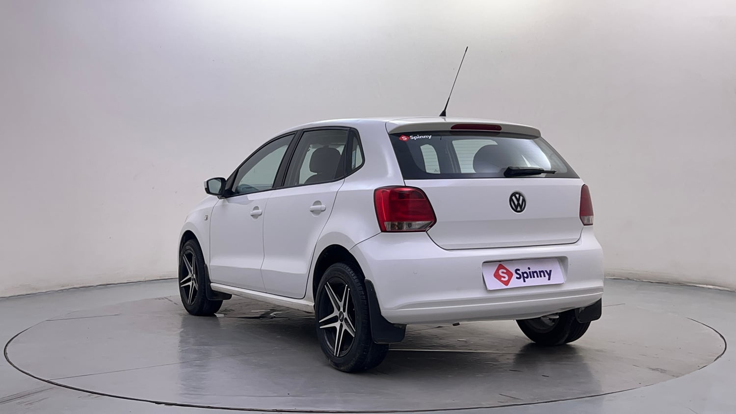 Used 2013 Volkswagen Polo Highline1.2L (P) Petrol Manual exterior LEFT REAR CORNER VIEW