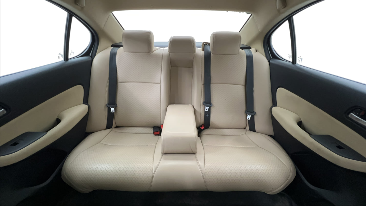 Used 2022 Honda City V CVT Petrol Petrol Automatic interior REAR SEAT CONDITION VIEW