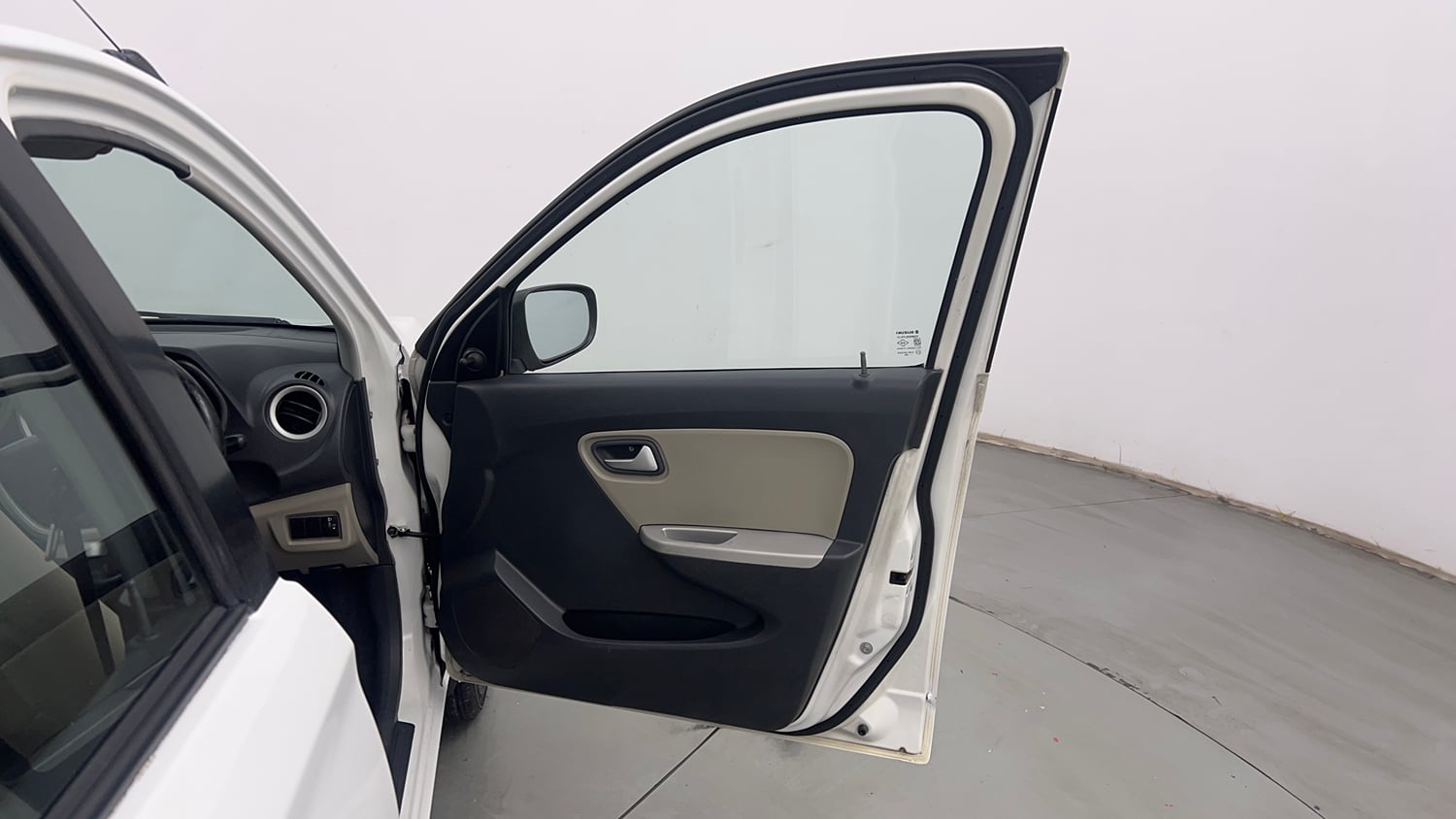Used 2017 Maruti Suzuki Alto K10 VXi Petrol Manual interior RIGHT FRONT DOOR OPEN VIEW