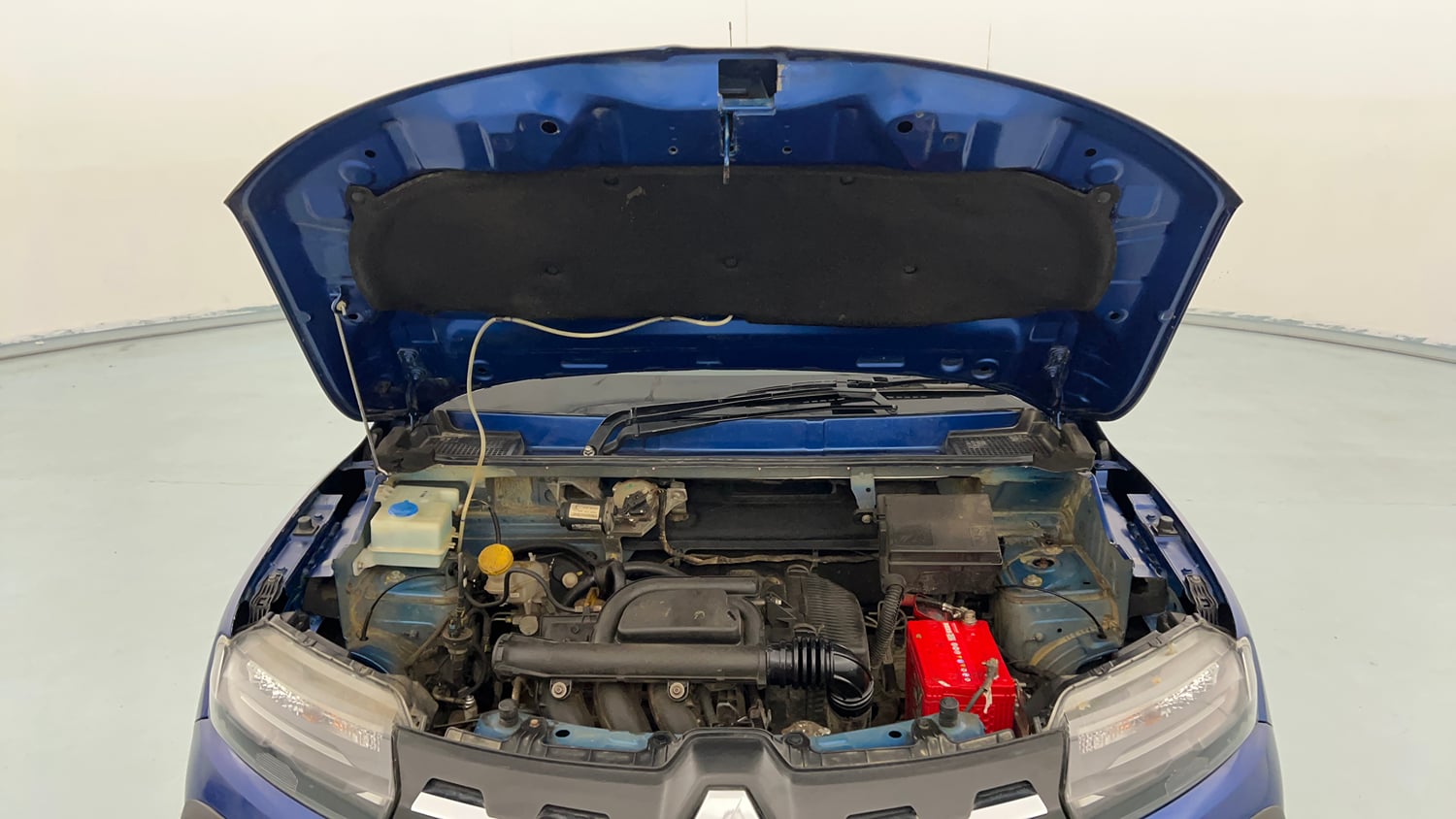 Used 2022 Renault Kwid CLIMBER 1.0 (O) Petrol Manual engine ENGINE & BONNET OPEN FRONT VIEW