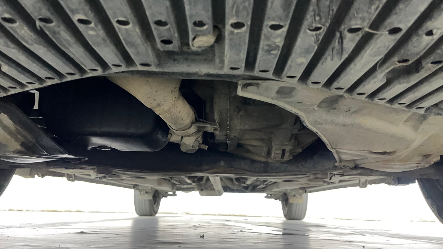 Used 2018 Maruti Suzuki Ciaz Delta 1.3 Hybrid Diesel Manual extra FRONT LEFT UNDERBODY VIEW