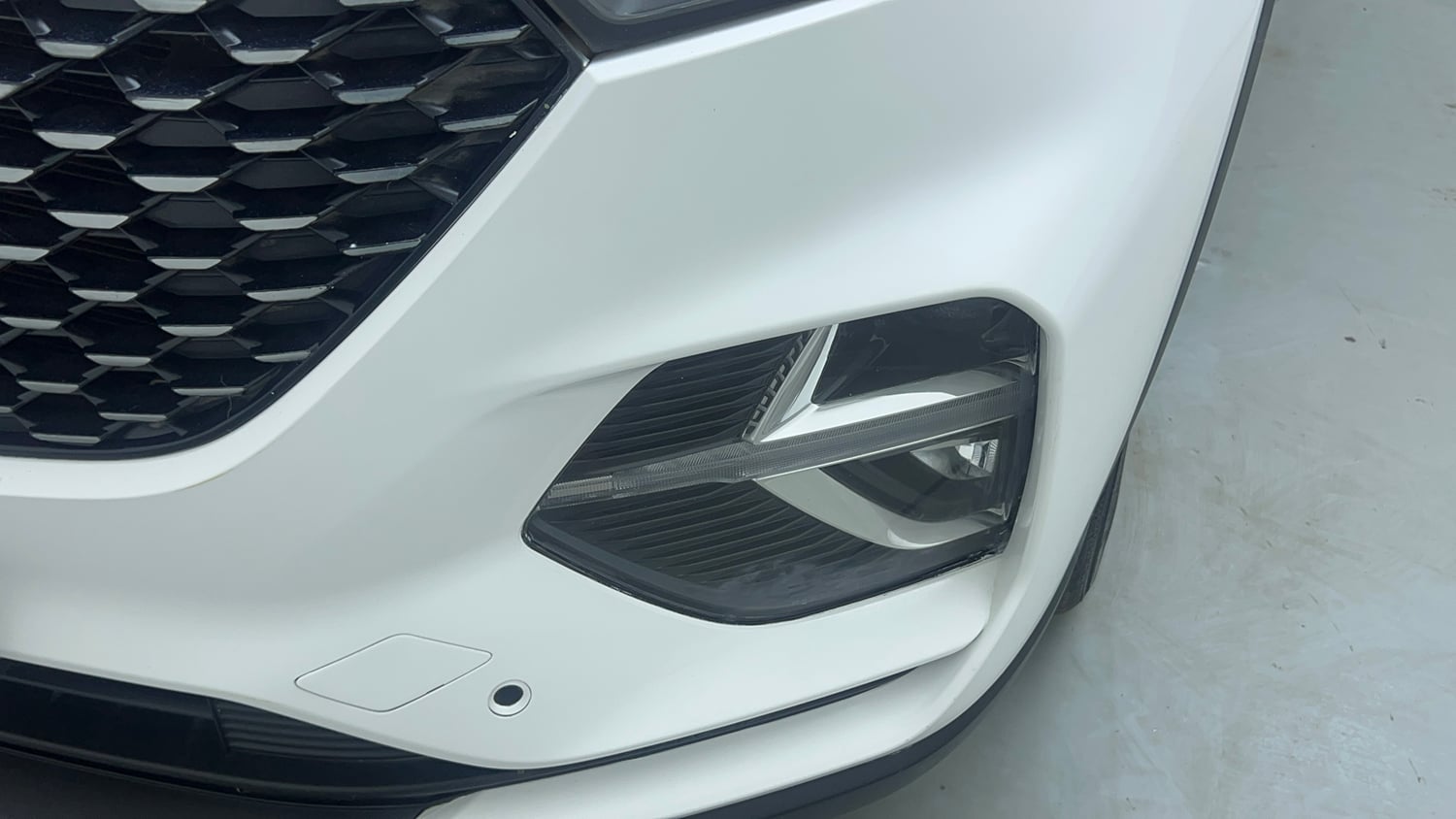 Used 2021 MG Motors Hector Plus Sharp 1.5 Petrol Turbo CVT 6-STR Petrol Automatic dents MINOR SCRATCH
