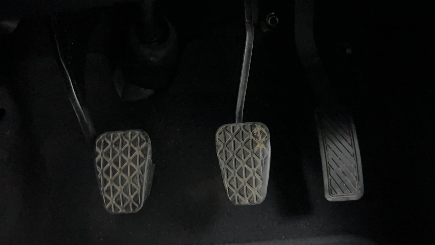 Used 2017 Ford Figo Titanium 1.2 Ti-VCT Petrol Manual interior PEDALS VIEW