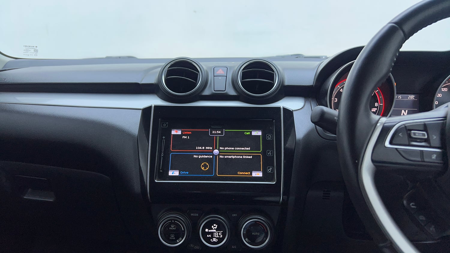 Used 2019 Maruti Suzuki Swift ZXi Plus AMT Petrol Automatic top_features Integrated (in-dash) music system