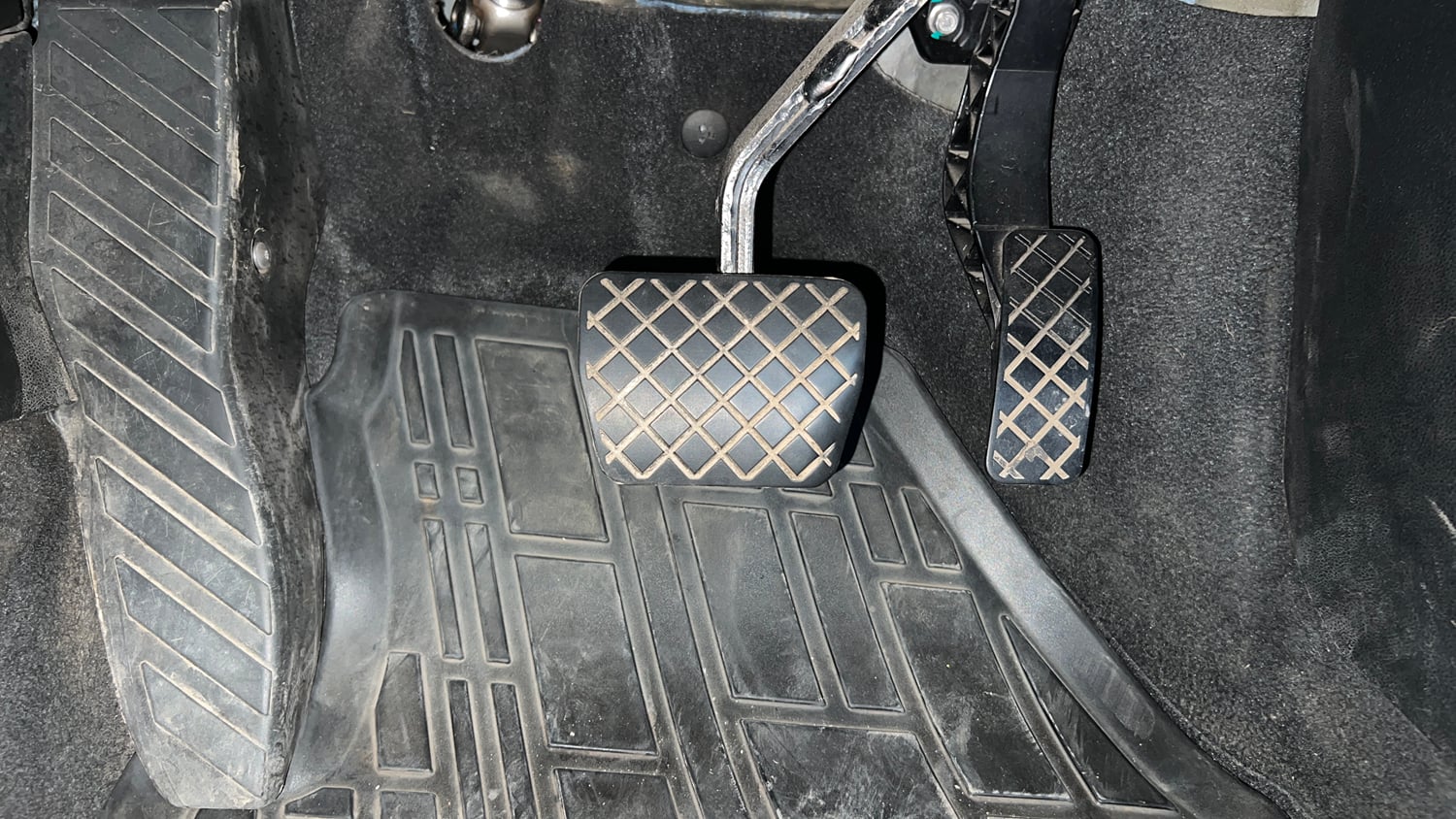 Used 2023 Skoda Slavia Style 1.0L TSI AT Petrol Automatic interior PEDALS VIEW