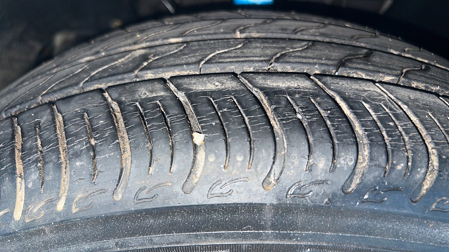 Used 2024 Tata Tigor XM Petrol Manual tyres LEFT FRONT TYRE TREAD VIEW