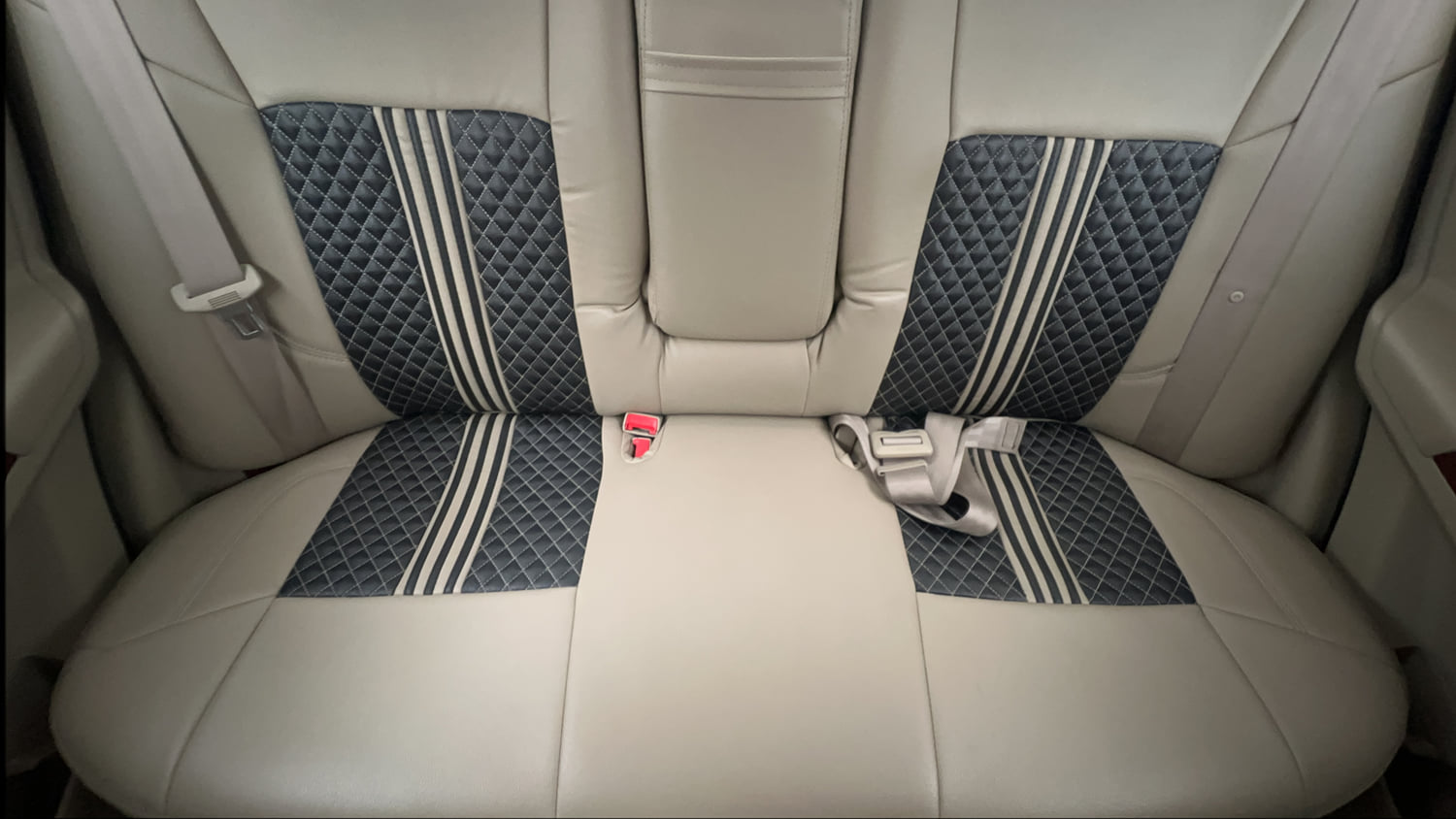 Used 2018 Maruti Suzuki Dzire ZXi Plus AMT Petrol Automatic interior REAR SEAT CONDITION VIEW