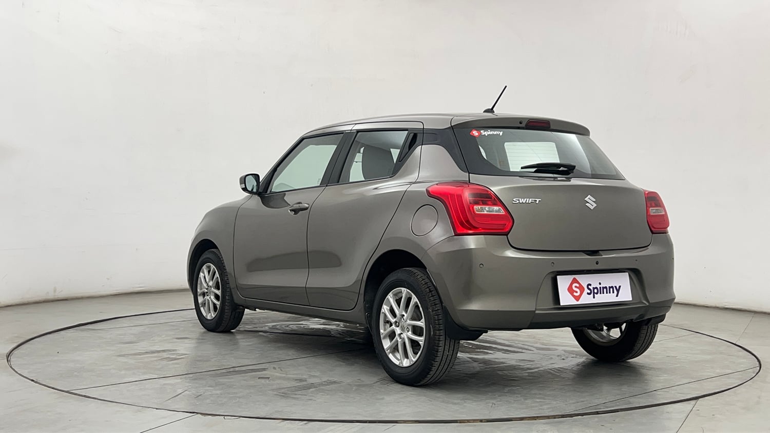 Used 2018 Maruti Suzuki Swift ZXi AMT Petrol Automatic exterior LEFT REAR CORNER VIEW