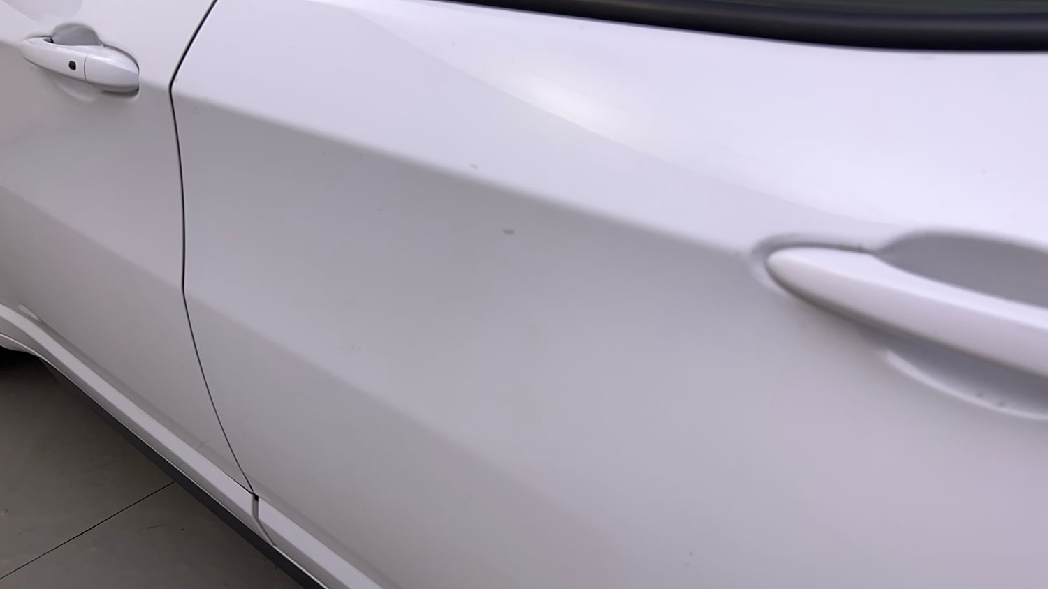 Used 2022 Jeep Compass 5th Anniversary Edition 1.4 Petrol DCT Petrol Automatic dents MINOR SCRATCH