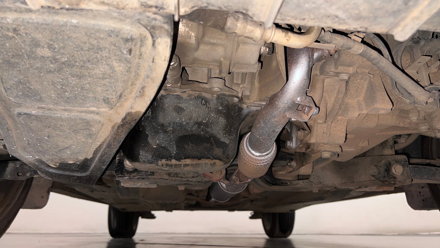Used 2013 Volkswagen Polo Highline1.2L (P) Petrol Manual extra FRONT LEFT UNDERBODY VIEW