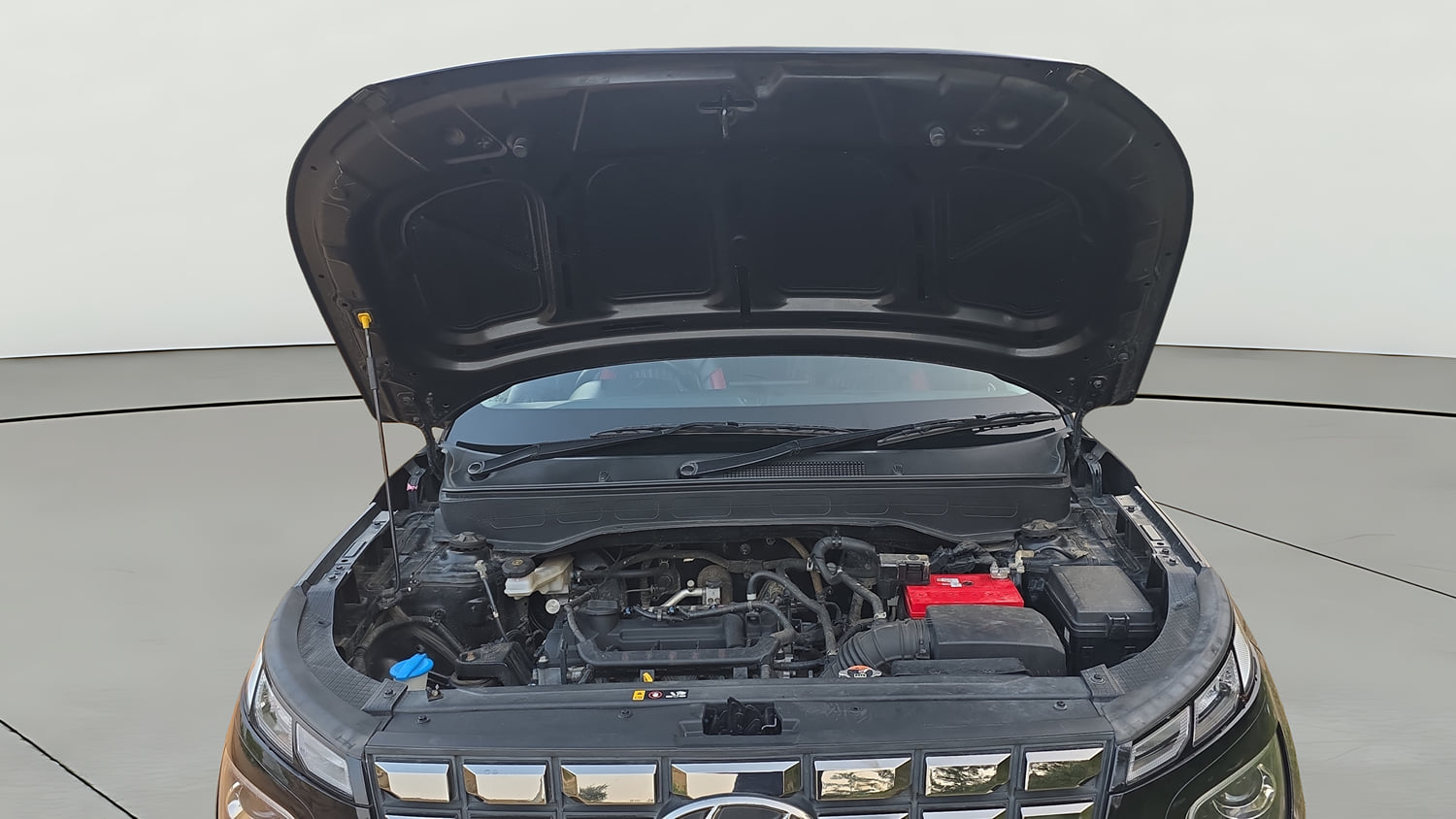 Used 2022 Hyundai Venue SX 1.2 Petrol Petrol Manual engine ENGINE & BONNET OPEN FRONT VIEW