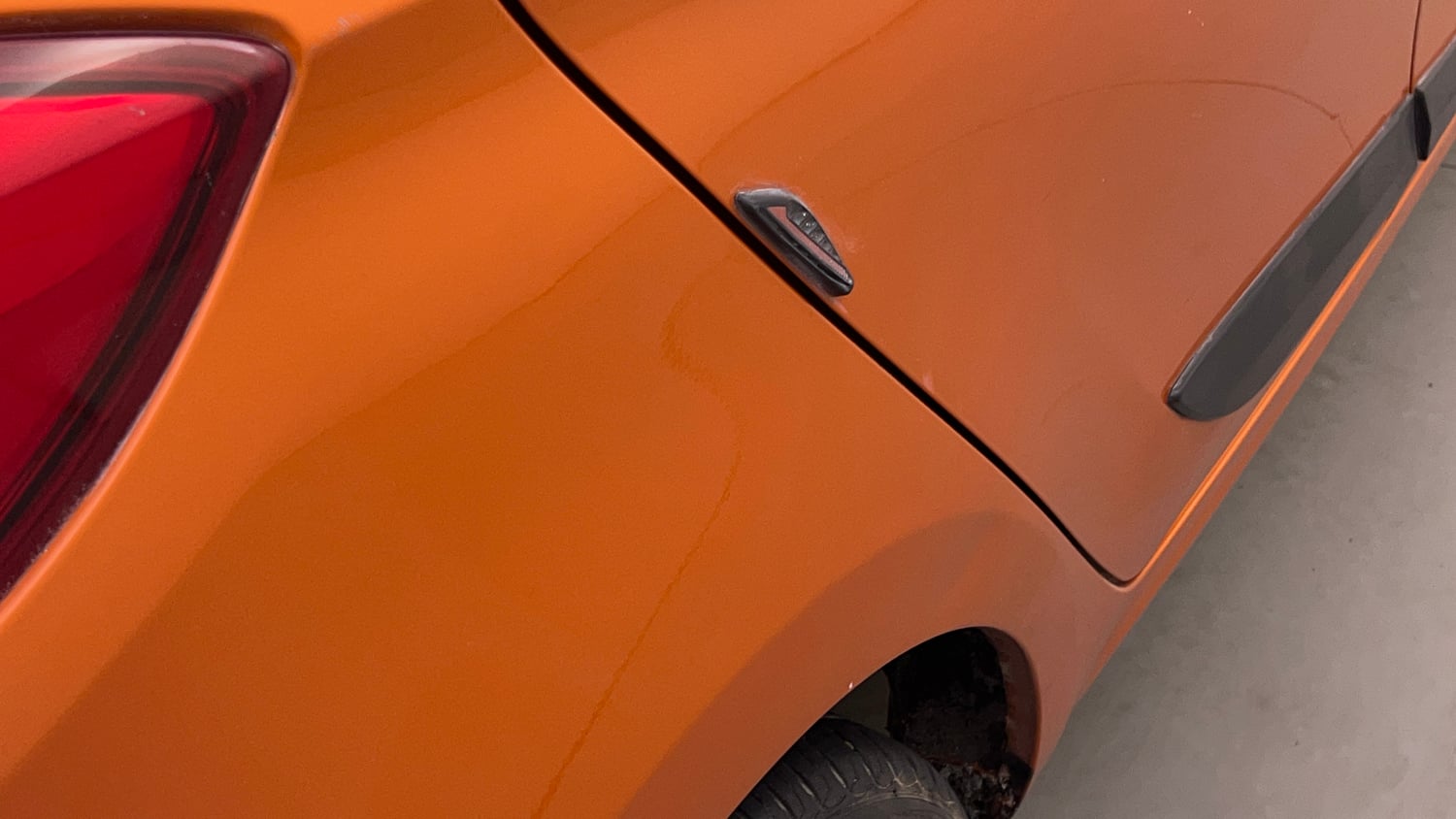 Used 2019 Tata Tiago Revotron XZ Plus Petrol Manual dents MINOR SCRATCH
