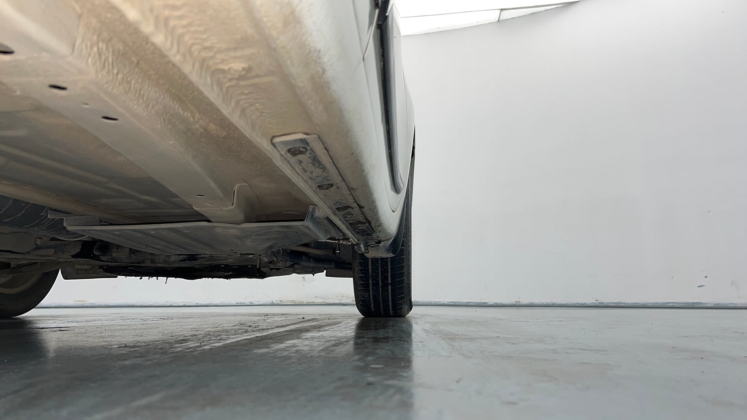Used 2020 Maruti Suzuki Dzire ZXi Petrol Manual extra REAR RIGHT UNDERBODY VIEW