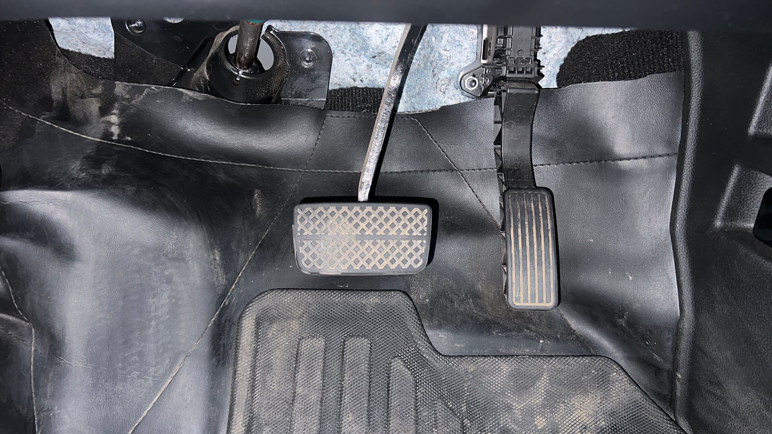 Used 2024 Honda Elevate ZX CVT Petrol Automatic interior PEDALS VIEW