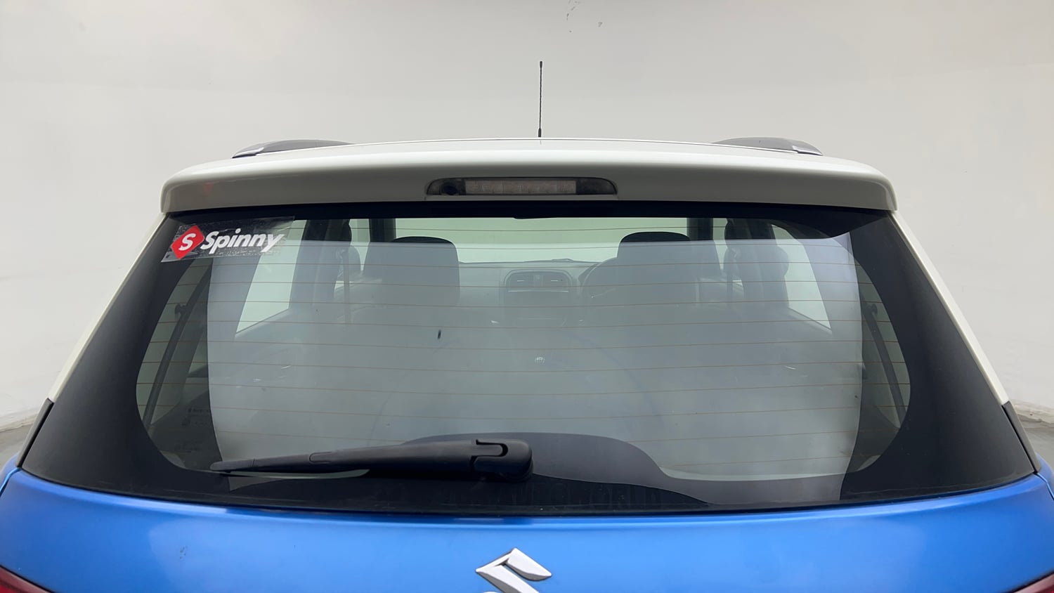 Used 2017 Maruti Suzuki Vitara Brezza ZDi+ Dual Tone Diesel Manual exterior BACK WINDSHIELD VIEW