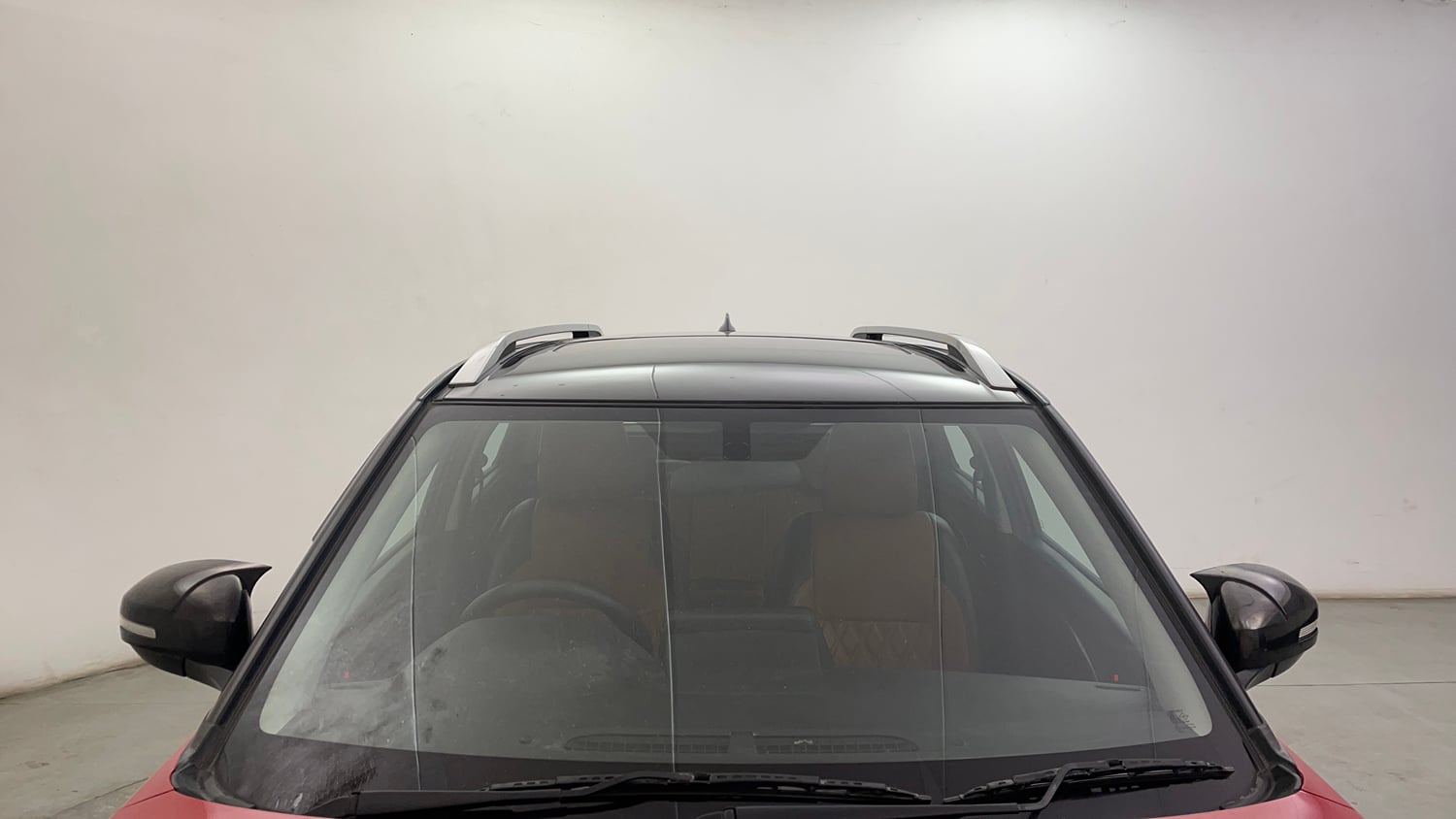 Used 2024 Maruti Suzuki Brezza ZXi S-CNG Dual Tone Cng Manual exterior FRONT WINDSHIELD VIEW