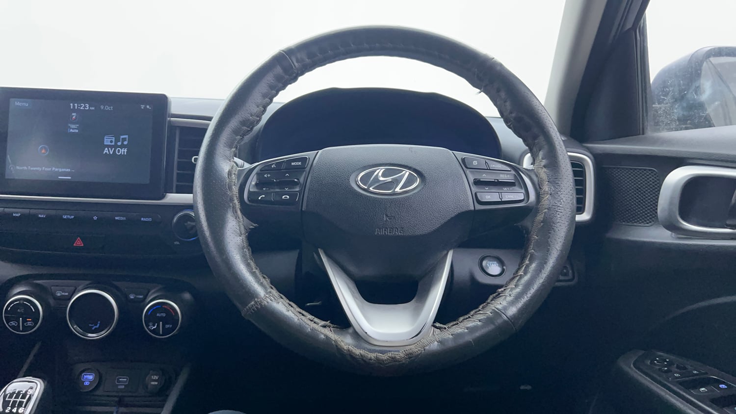 Used 2019 Hyundai Venue SX 1.4 (O) CRDi Diesel Manual interior STEERING VIEW