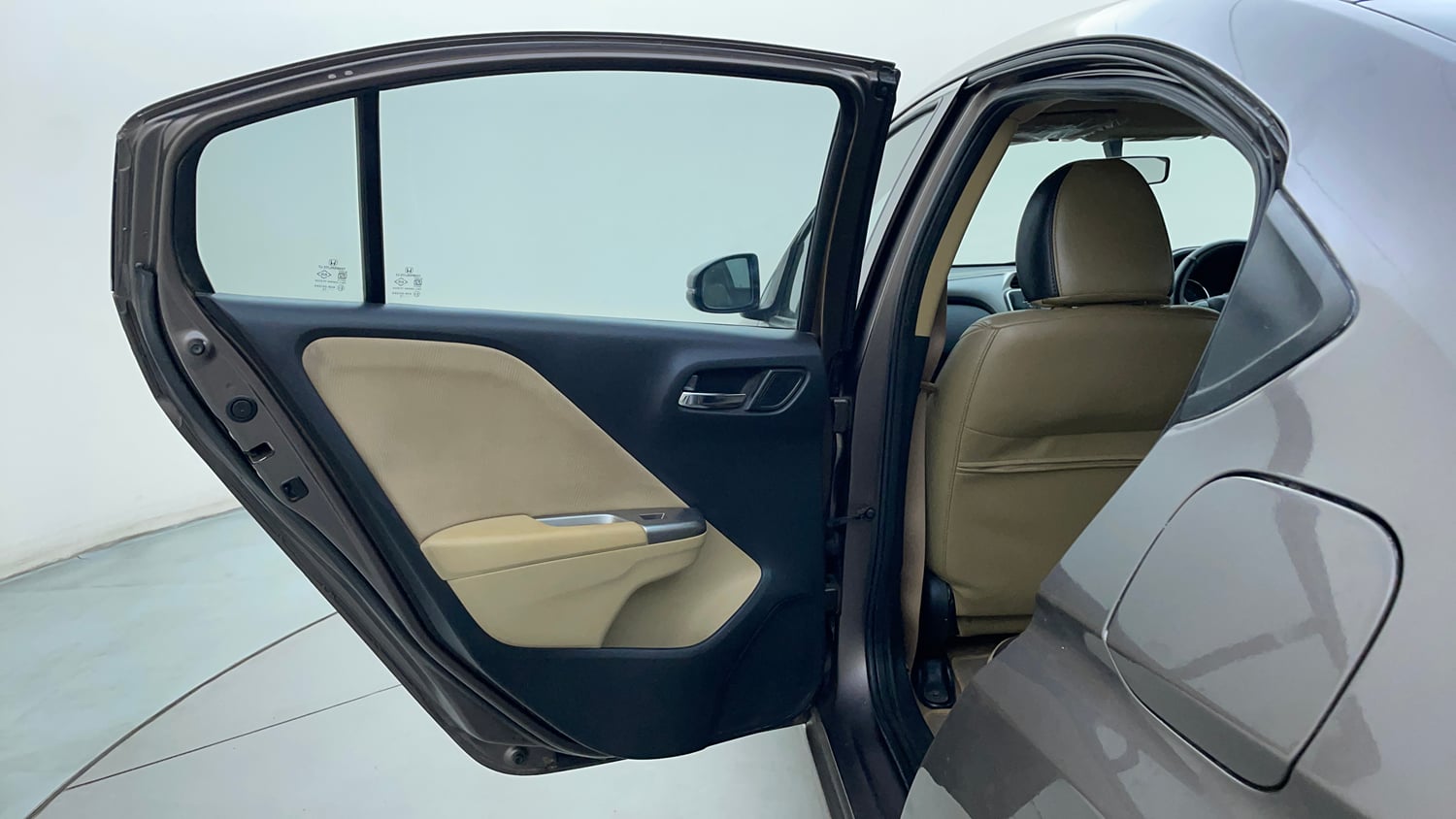 Used 2014 Honda City V Petrol Manual interior LEFT REAR DOOR OPEN VIEW