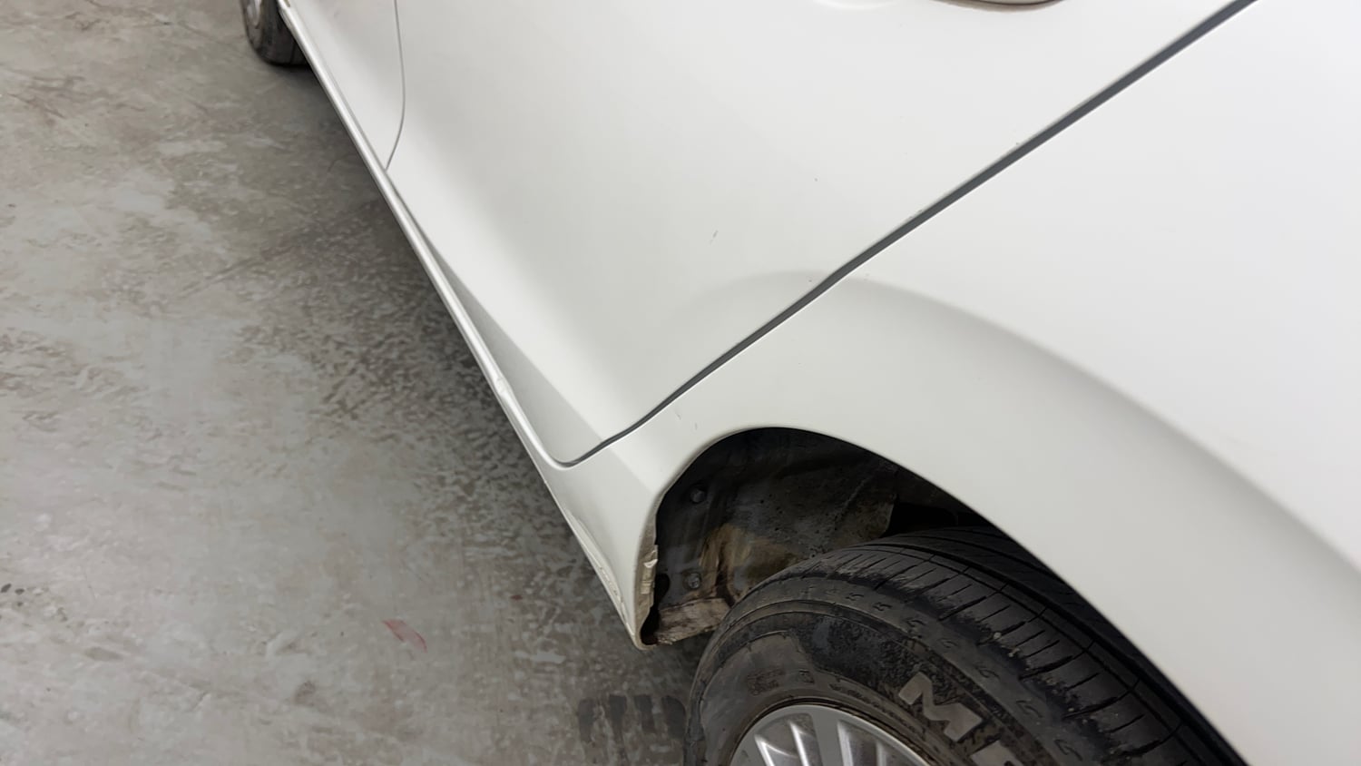 Used 2022 Honda City V CVT Petrol Petrol Automatic dents MINOR DENT