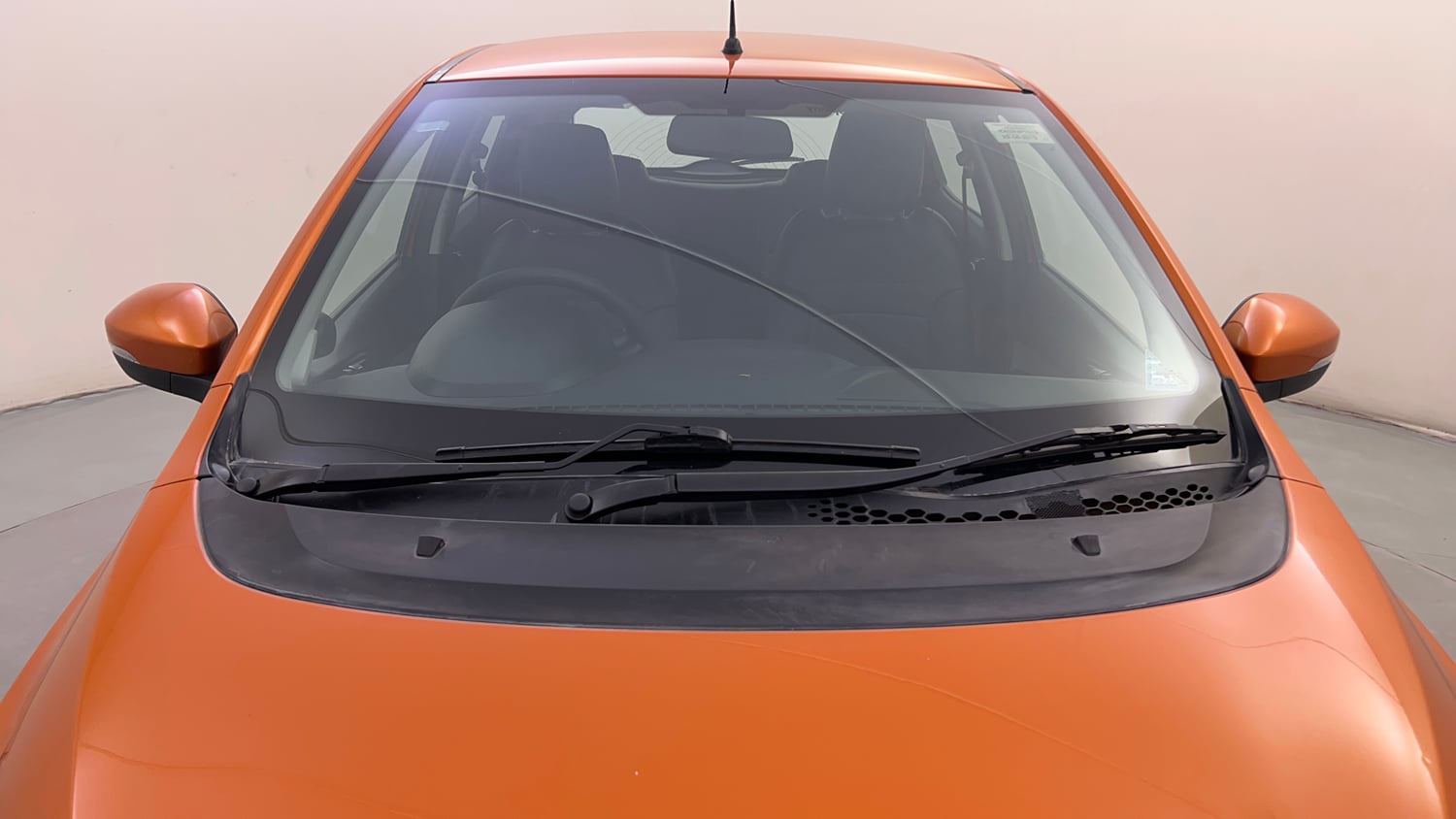 Used 2019 Tata Tiago Revotron XZ Plus Petrol Manual exterior FRONT WINDSHIELD VIEW