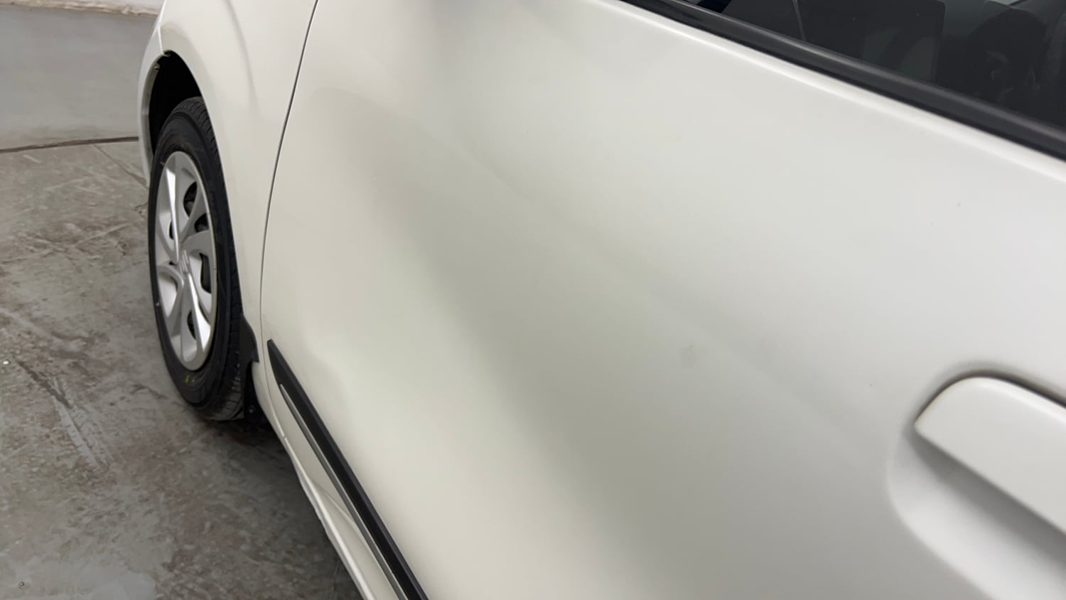 Used 2022 Maruti Suzuki Celerio ZXi AMT Petrol Automatic dents MINOR DENT