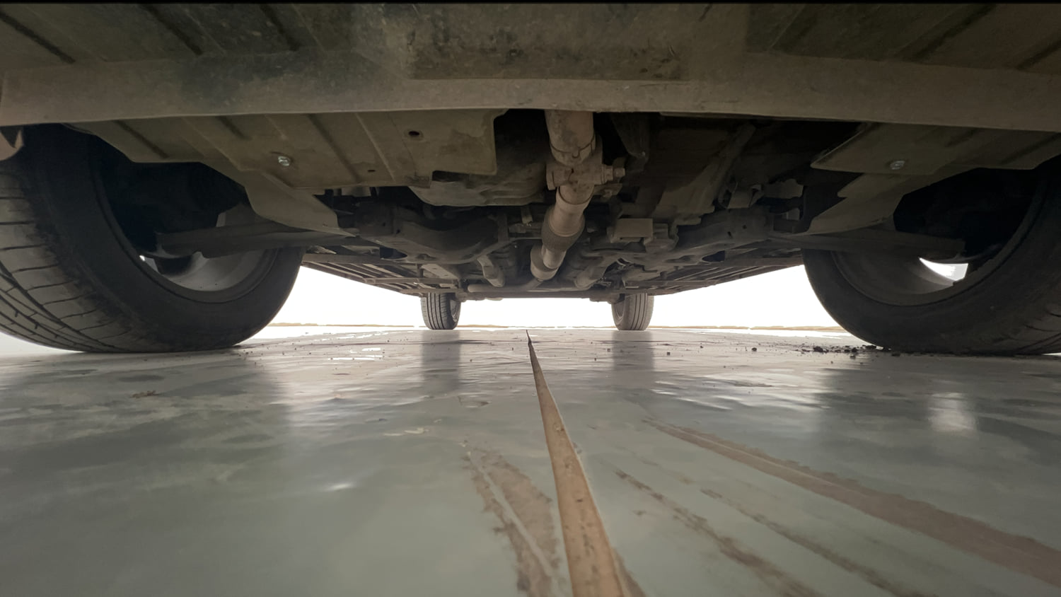 Used 2019 Tata Nexon XZA Plus Petrol Dual Tone Petrol Automatic extra FRONT LEFT UNDERBODY VIEW