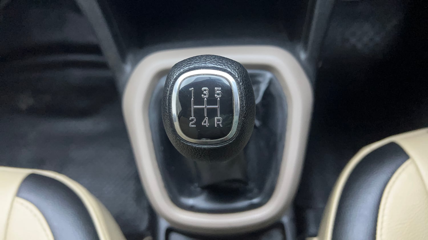 Used 2015 Hyundai Grand i10 Asta 1.2 Kappa VTVT Petrol Manual interior GEAR  KNOB VIEW