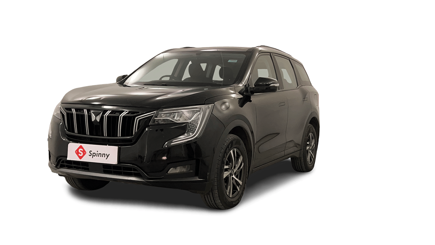 Used 2025 Mahindra XUV700 AX5 Petrol MT 7 STR Petrol Manual Image