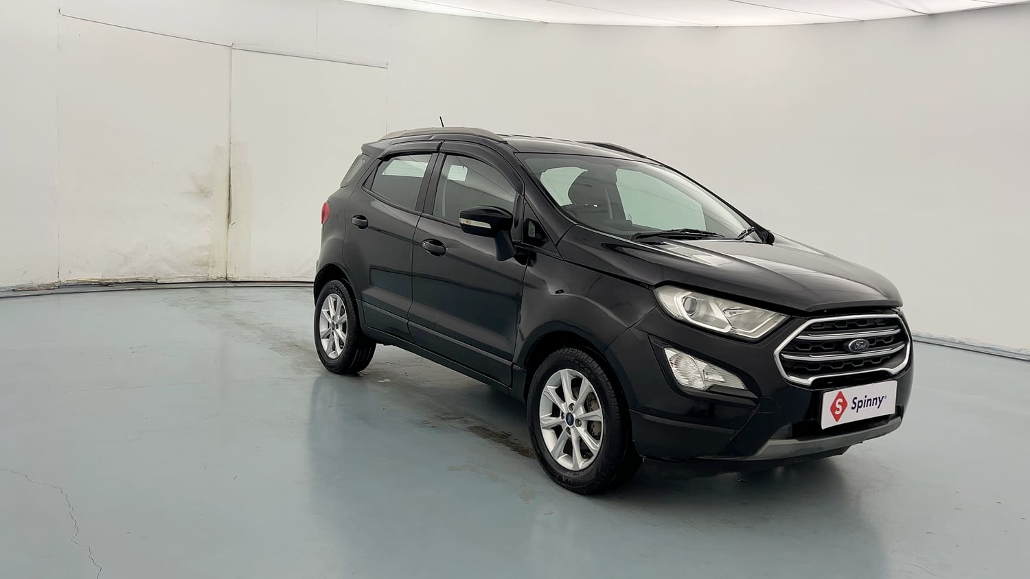 Used 2018 Ford EcoSport Titanium 1.5L TDCi Diesel Manual exterior RIGHT FRONT CORNER VIEW