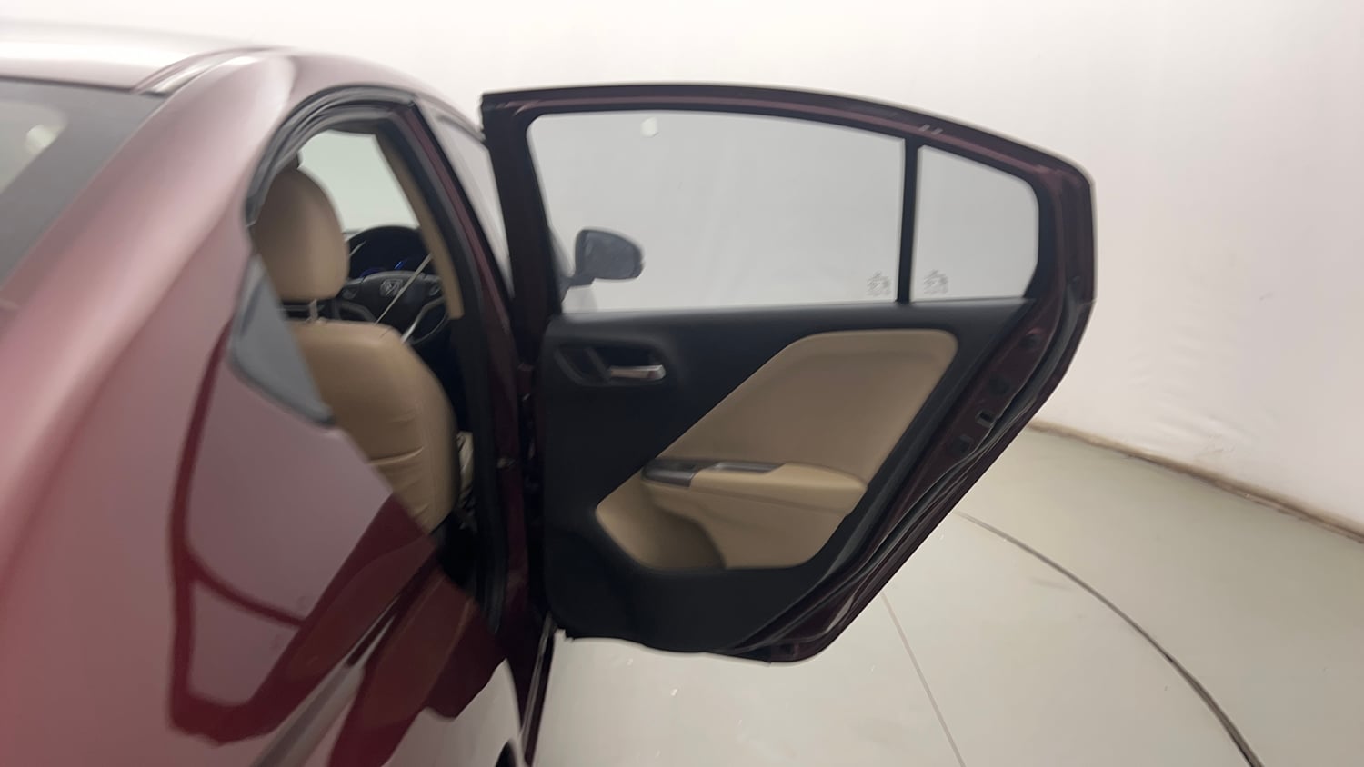 Used 2015 Honda City V Petrol Manual interior RIGHT REAR DOOR OPEN VIEW