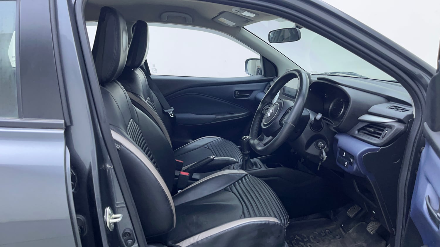 Used 2024 Maruti Suzuki Baleno Delta MT Petrol Manual interior RIGHT SIDE FRONT DOOR CABIN VIEW