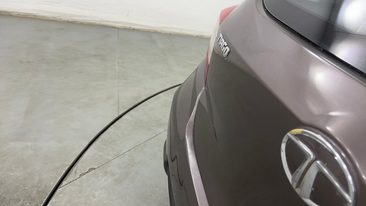 Used 2017 Tata Tiago Revotron XT Petrol Manual dents MINOR DENT