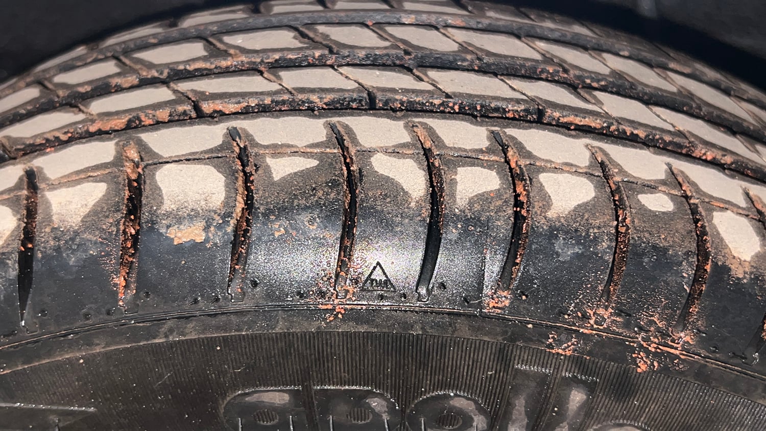 Used 2017 Maruti Suzuki Alto K10 VXi (O) Petrol Manual tyres LEFT FRONT TYRE TREAD VIEW