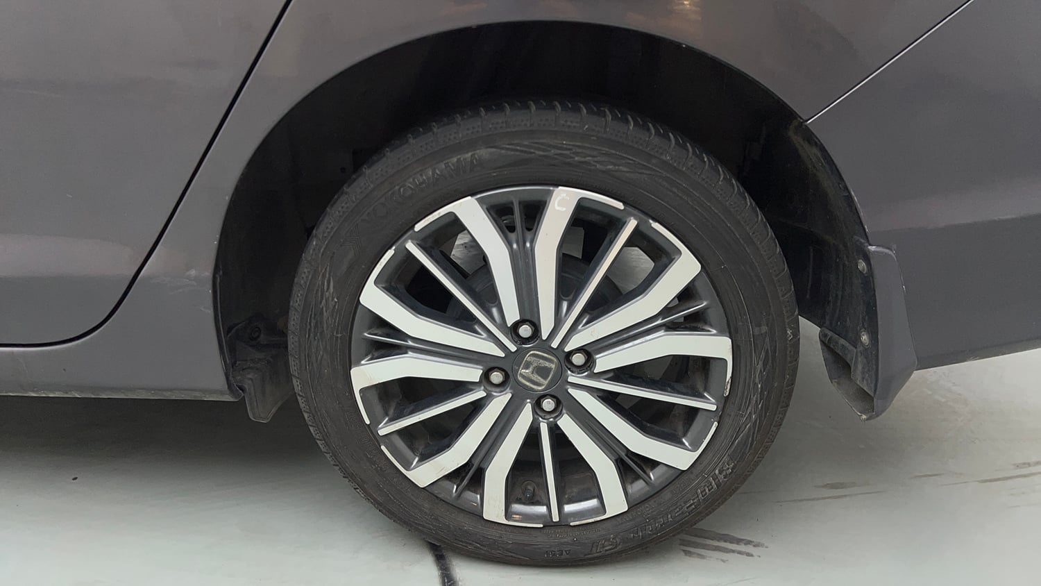 Used 2018 Honda City VX Petrol Petrol Manual tyres LEFT REAR TYRE RIM VIEW