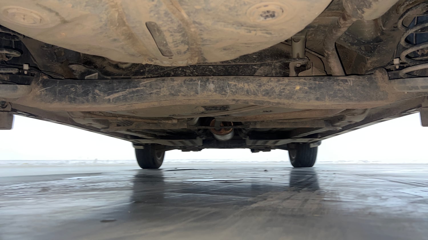 Used 2023 Maruti Suzuki Fronx Delta Plus 1.2L MT Petrol Manual extra REAR UNDERBODY VIEW (TAKEN FROM REAR)