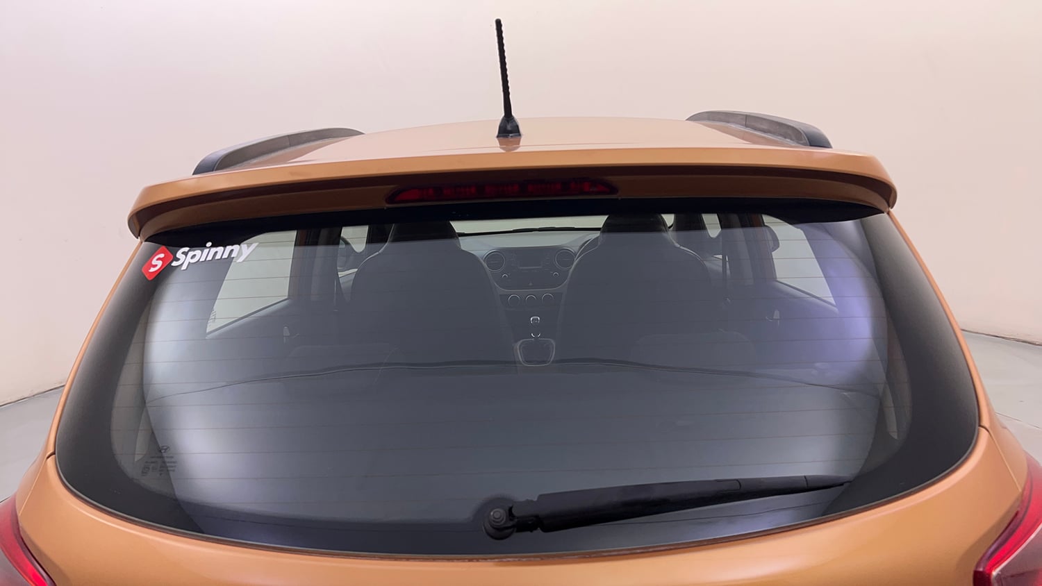 Used 2013 Hyundai Grand i10 Asta 1.2 Kappa VTVT Petrol Manual top_features Rear defogger