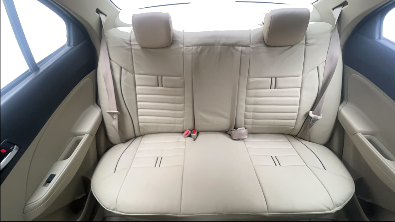 Used 2017 Maruti Suzuki Dzire ZXi AMT Petrol Automatic interior REAR SEAT CONDITION VIEW