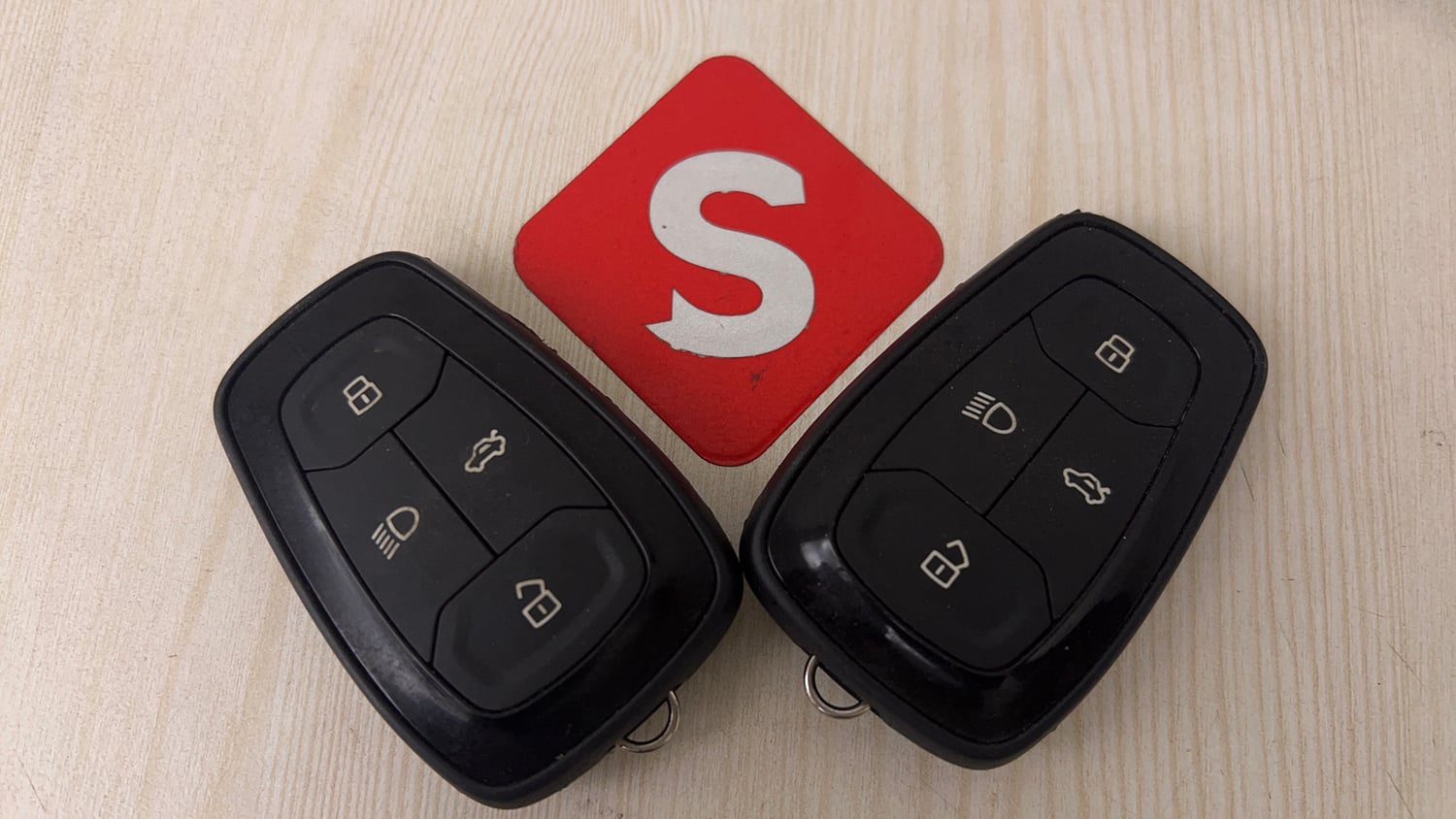 Used 2022 Tata Nexon XZ Plus (O) Petrol Manual extra CAR KEY VIEW