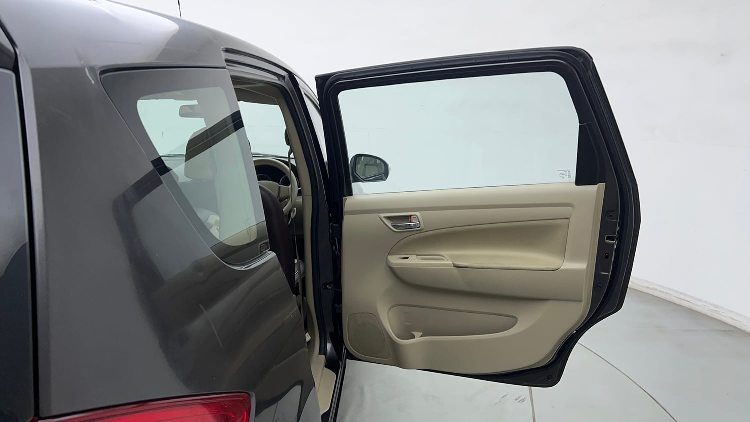 Used 2018 Maruti Suzuki Ertiga VXI Petrol Manual interior RIGHT REAR DOOR OPEN VIEW