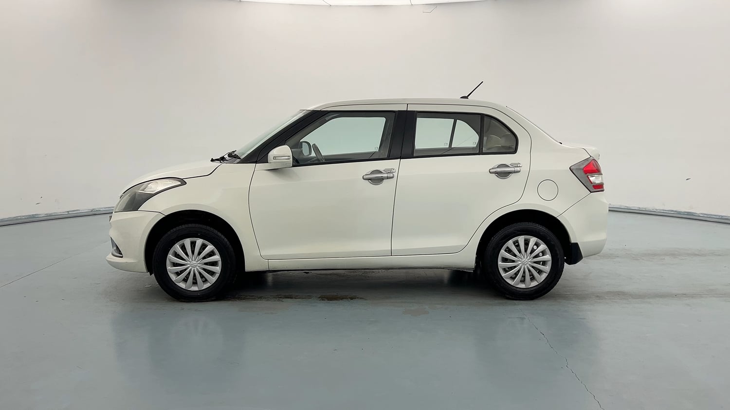 Used 2017 Maruti Suzuki Swift Dzire VDI Diesel Manual exterior LEFT SIDE VIEW