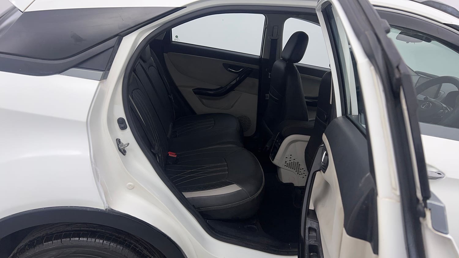 Used 2022 Tata Nexon XZ Plus (O) Petrol Manual interior RIGHT SIDE REAR DOOR CABIN VIEW