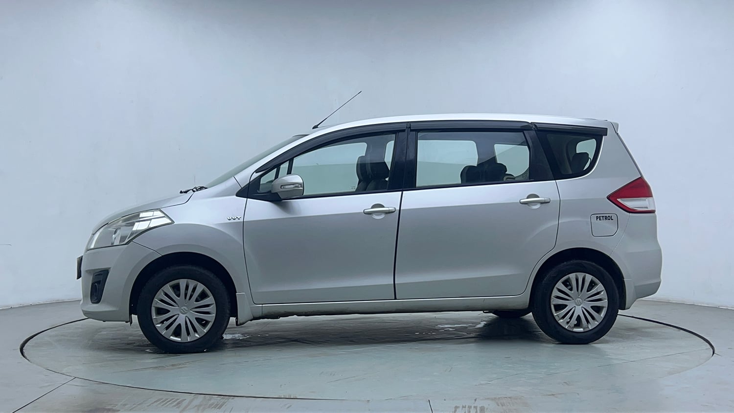 Used 2013 Maruti Suzuki Ertiga Vxi Petrol Manual exterior LEFT SIDE VIEW