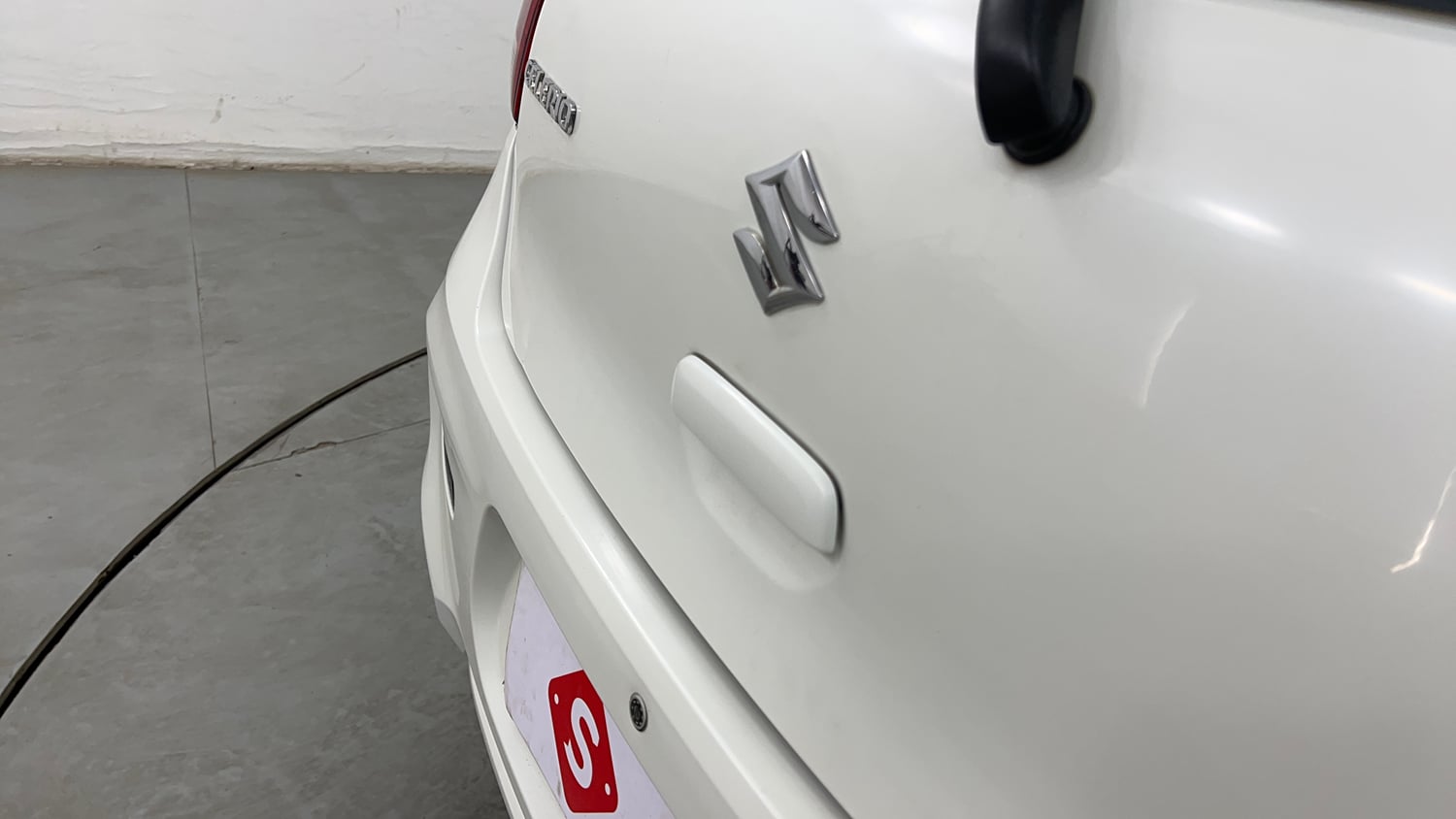 Used 2022 Maruti Suzuki Celerio ZXi AMT Petrol Automatic dents MINOR DENT