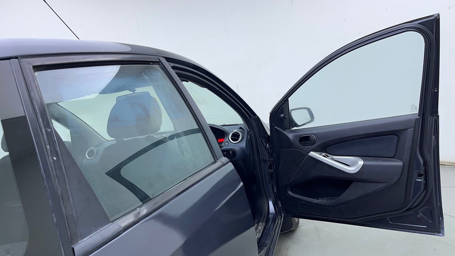 Used 2014 Ford Figo Duratorq Diesel Titanium 1.4 Diesel Manual interior RIGHT FRONT DOOR OPEN VIEW
