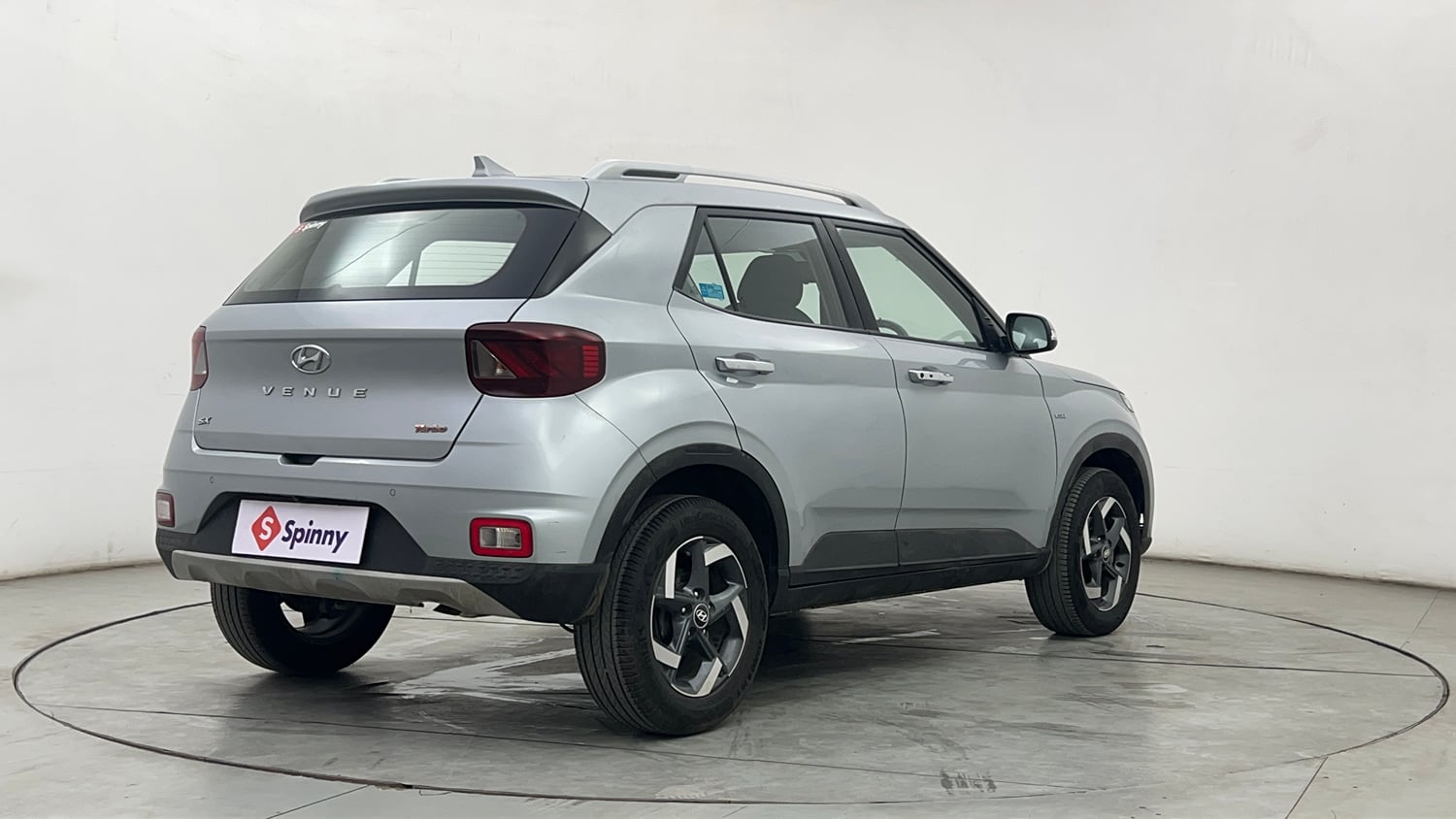 Used 2019 Hyundai Venue SX Plus 1.0 Turbo DCT Petrol Automatic exterior RIGHT REAR CORNER VIEW