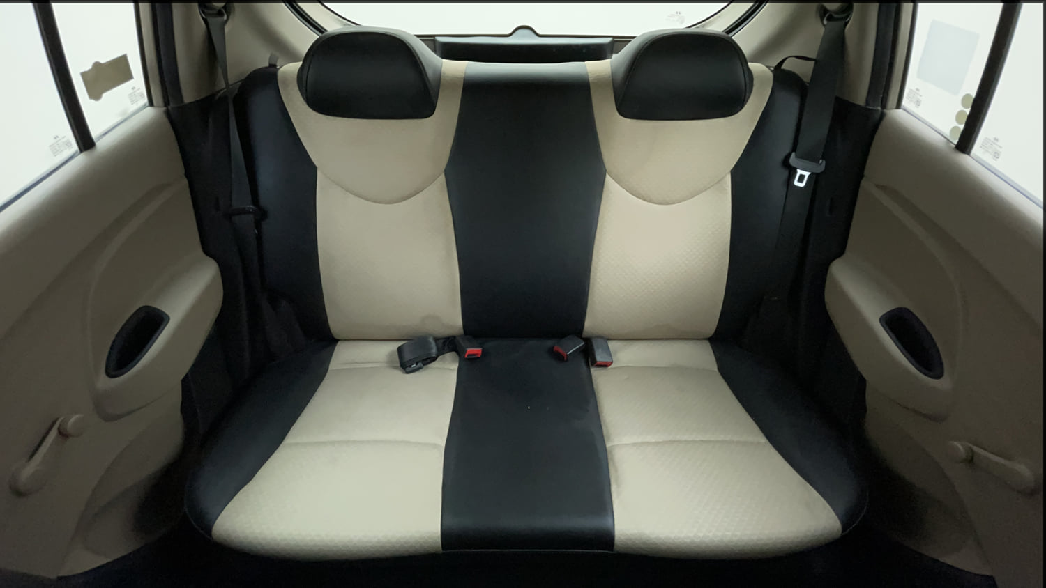 Used 2019 Hyundai Santro Era Executive Petrol Manual interior REAR SEAT CONDITION VIEW