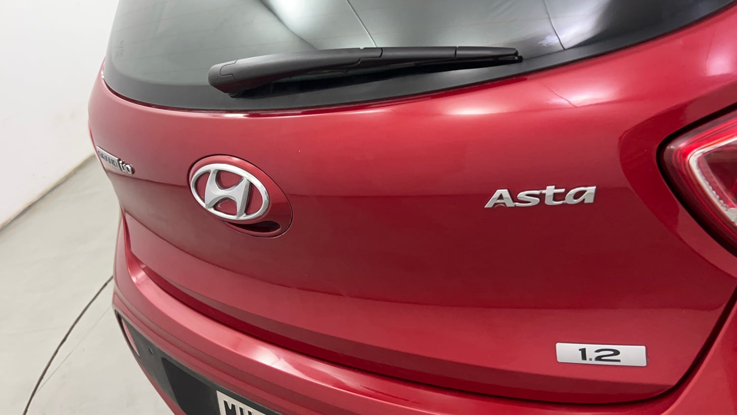 Used 2018 Hyundai Grand i10 Asta 1.2 Kappa VTVT Petrol Manual dents MINOR DENT
